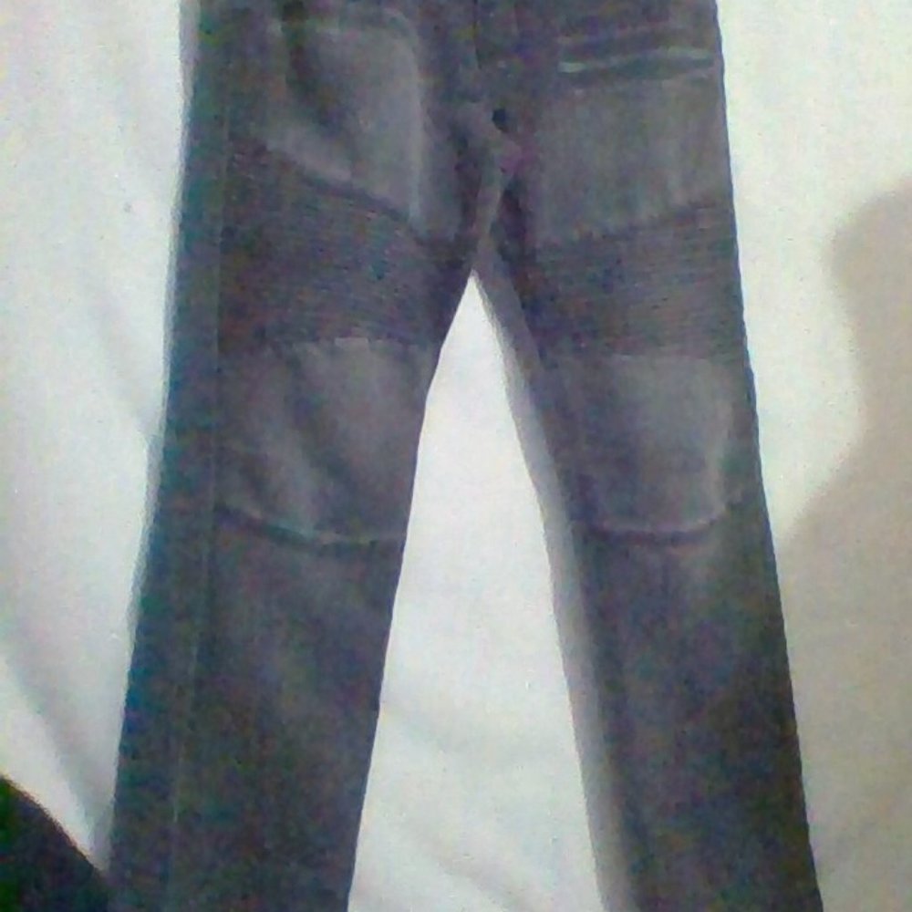 JEANS - Picture 2 of 3